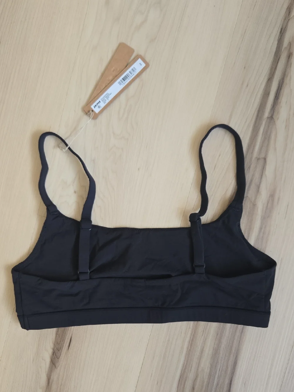 NWT SKIMS Fits Everybody Scoop Bralette, Onyx, Size Medium - Picture 2 of 4